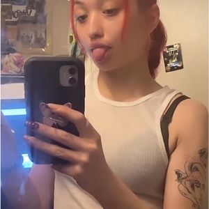 Meet your Posher, Ember